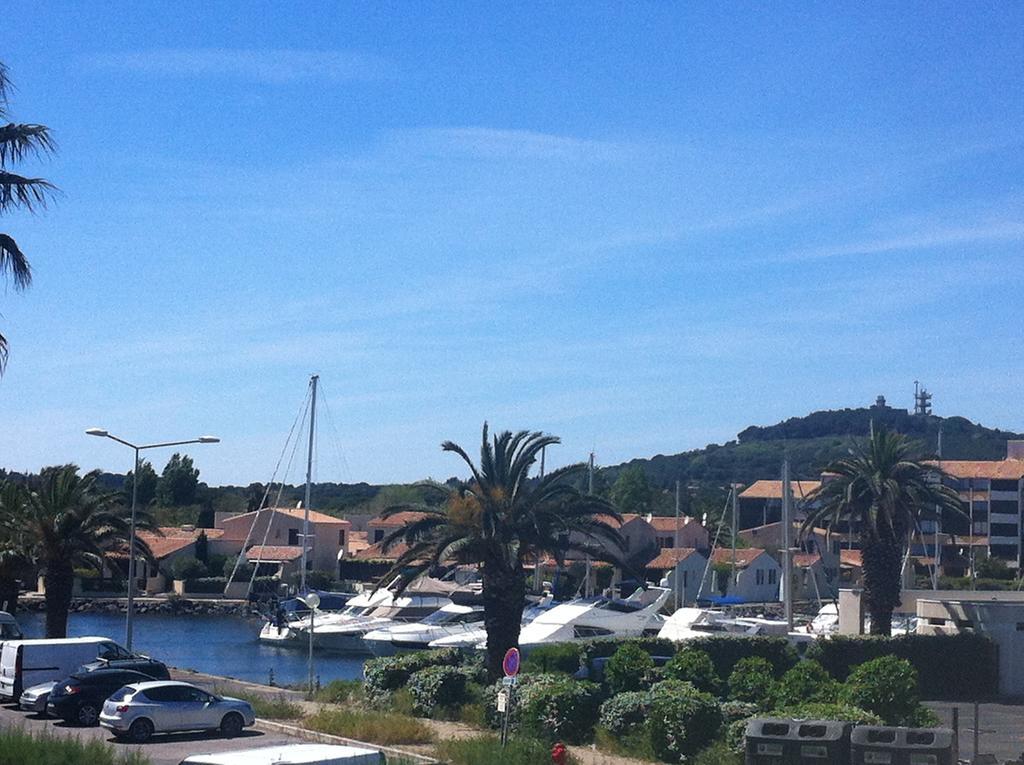 Au Coeur du Village Naturiste Agde Extérieur photo